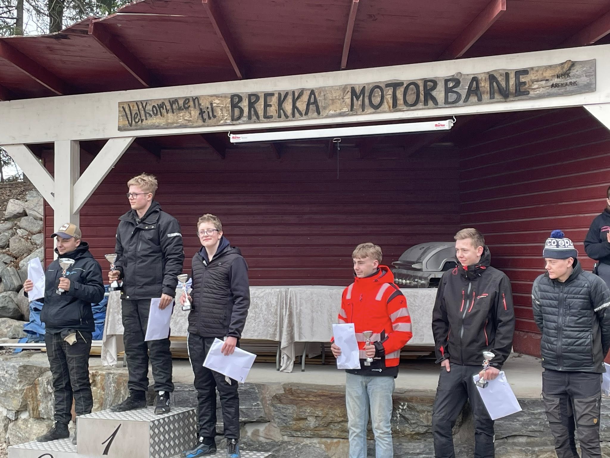 Artikkelbilde til artikkelen De 6 første Kvalifiserte 